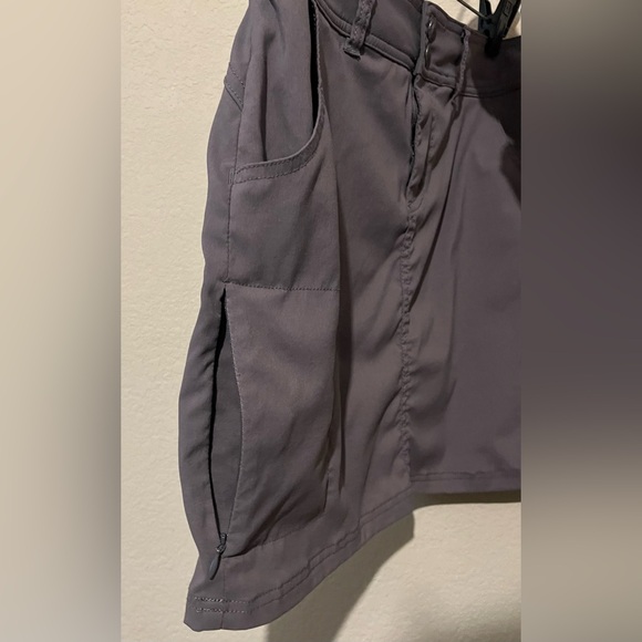 prAna Halle Skort Short / Skirt Coal Grey Womens 8 Outdoor Active - Picture 3 of 6